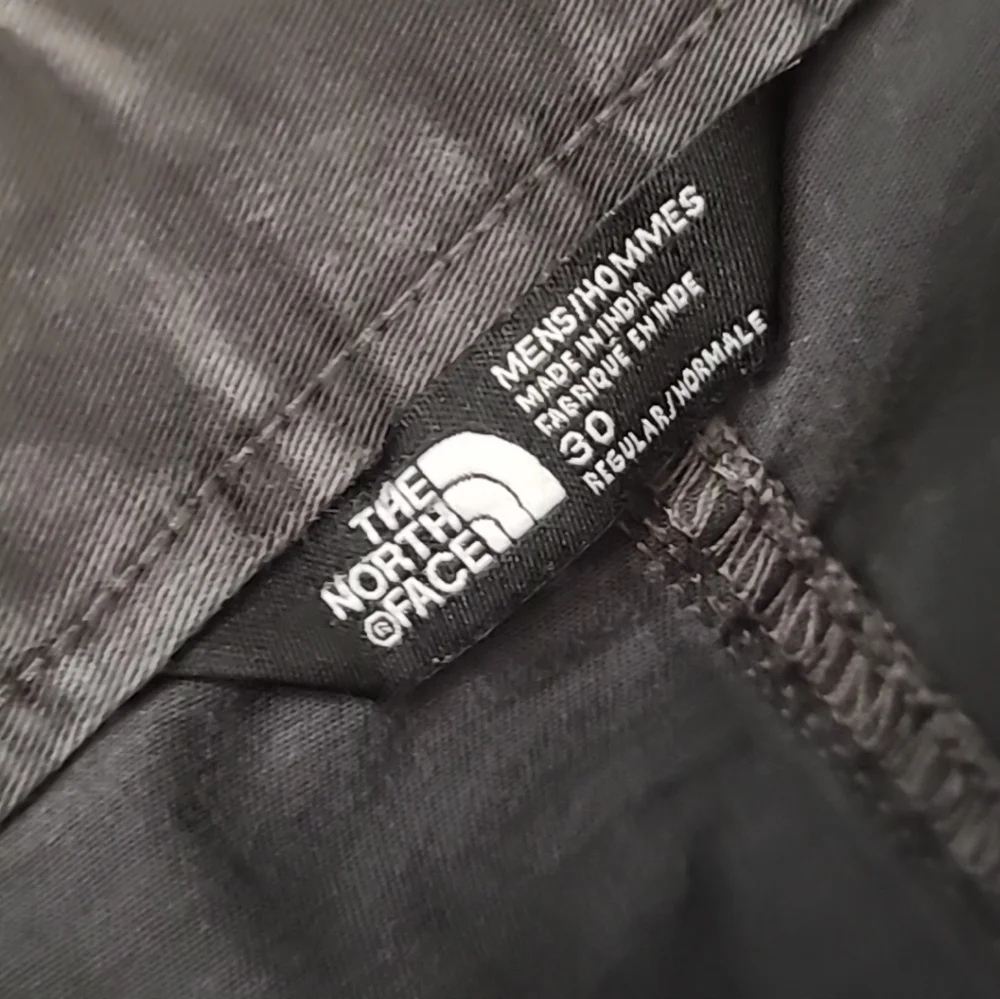 The North Face‎ Men's Gray Hiking Jeans Size 30